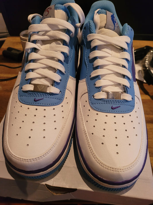 NIKE AIR FORCE 1 LOW '07 LV8 - NBA 75TH ANNIVERSARY LAKERS