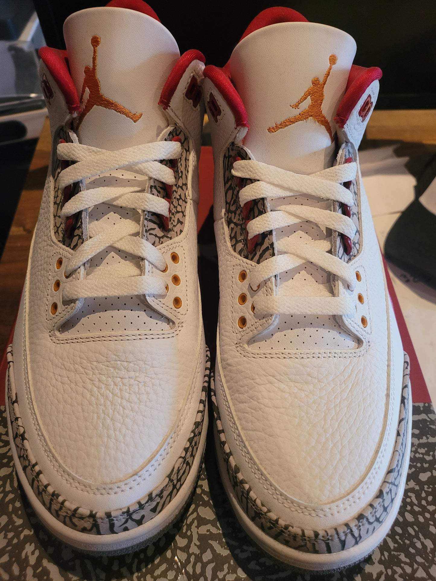 JORDAN 3 RETRO
