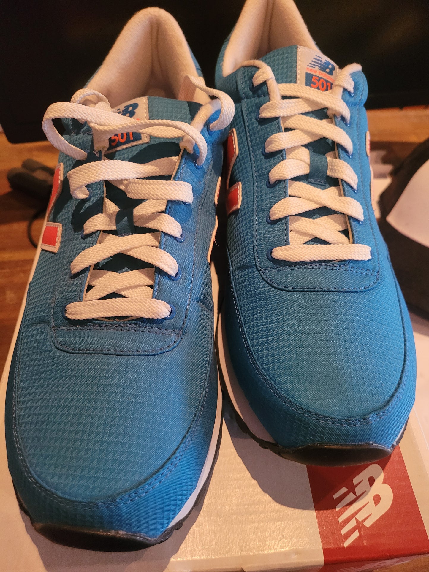 NEW BALANCE