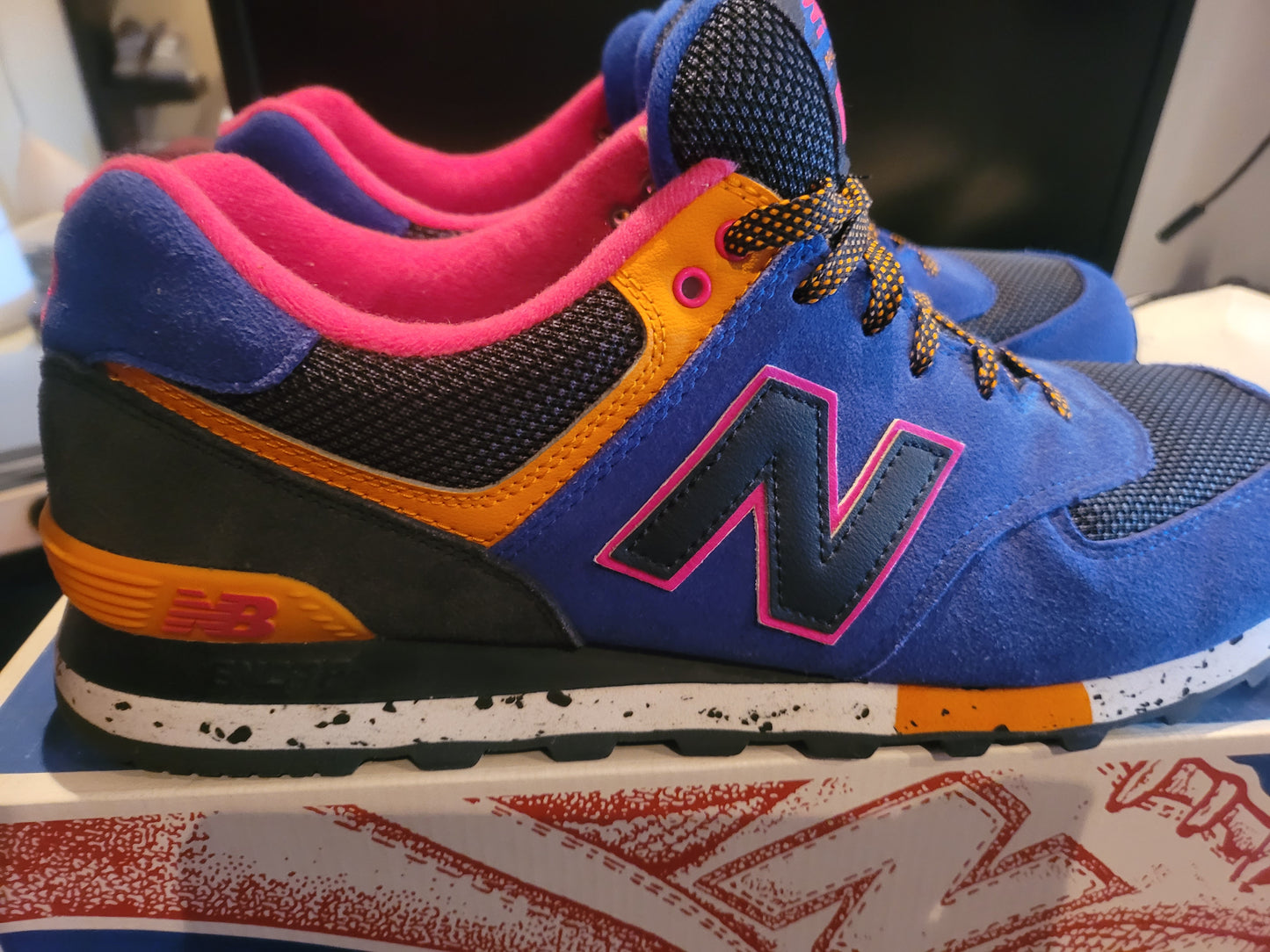 NEW BALANCE