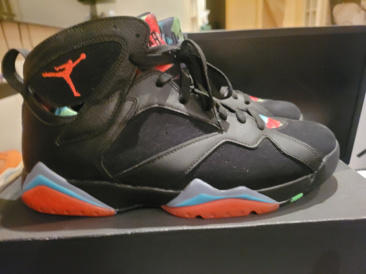 JORDAN 7 RETRO - BARCELONA NIGHTS