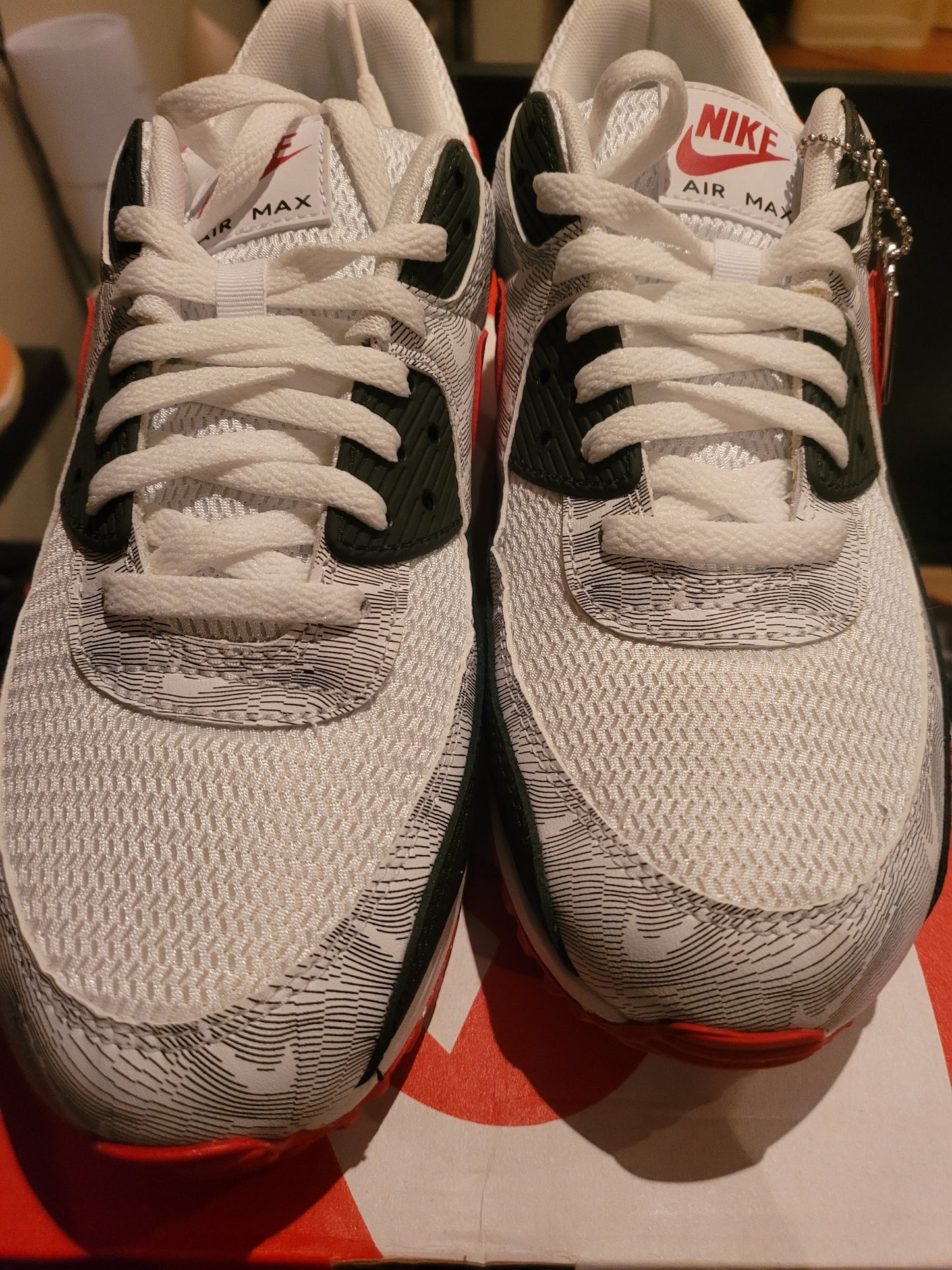 NIKE AIR MAX 90 - TOPOGRAPHY