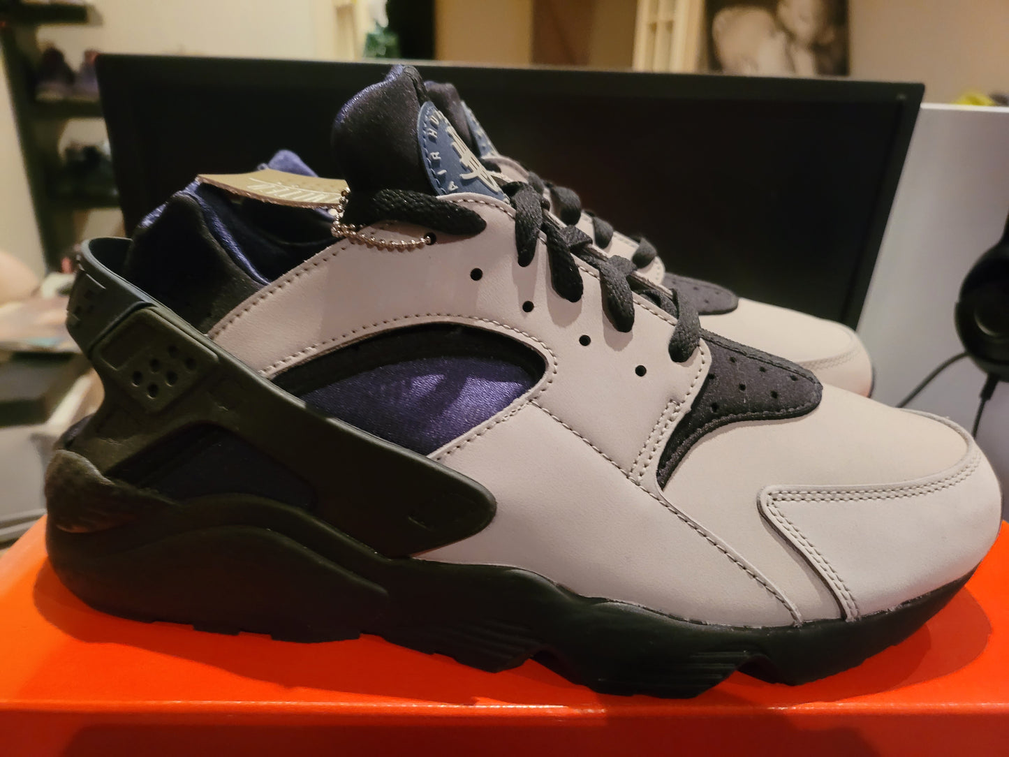 NIKE HUARACHE LE - SHADOW