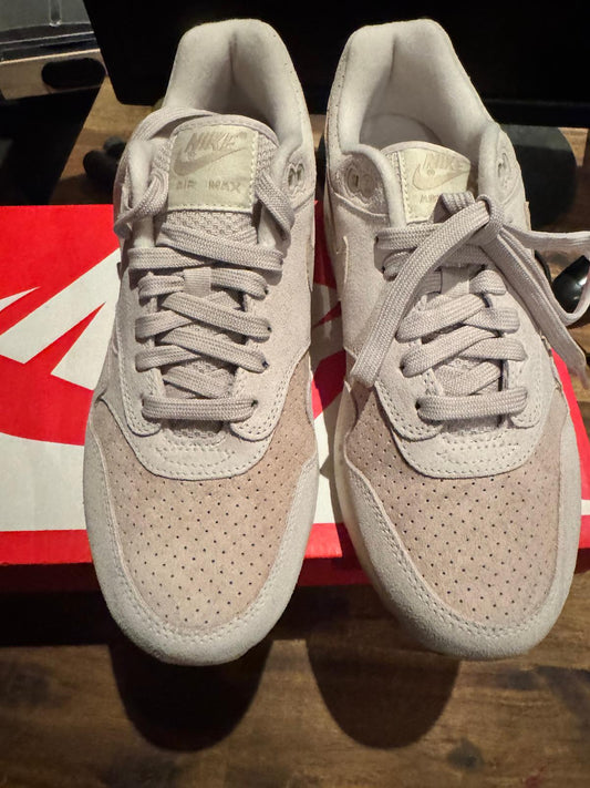 AIR MAX 1 - DESERT SAND SUEDE