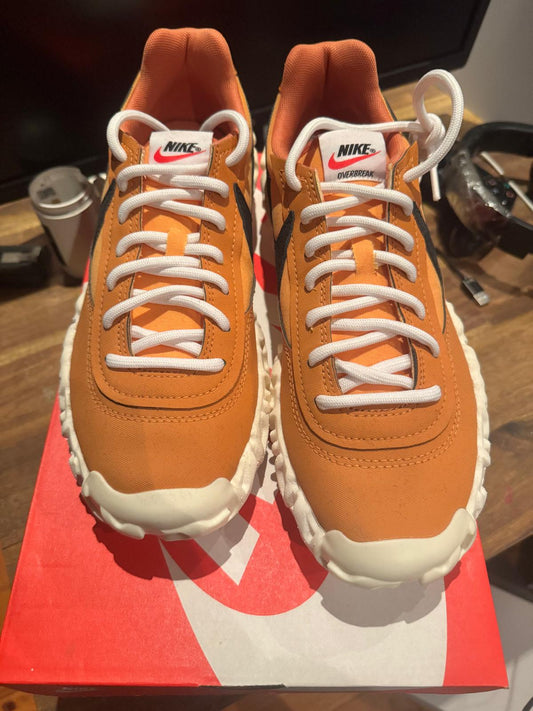 NIKE OVERBREAK