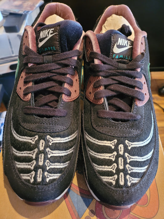 NIKE AIR MAX 90 - SIEMPRE FAMILIA