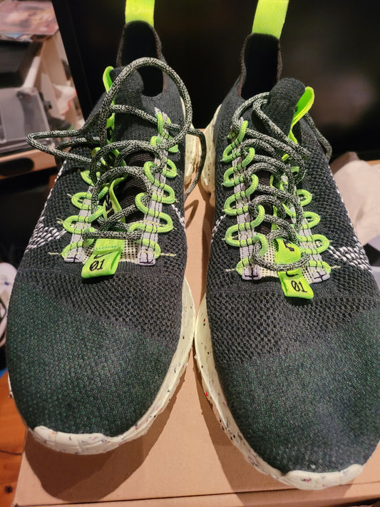 NIKE SPACE HIPPIE 01 - GREEN CARBON